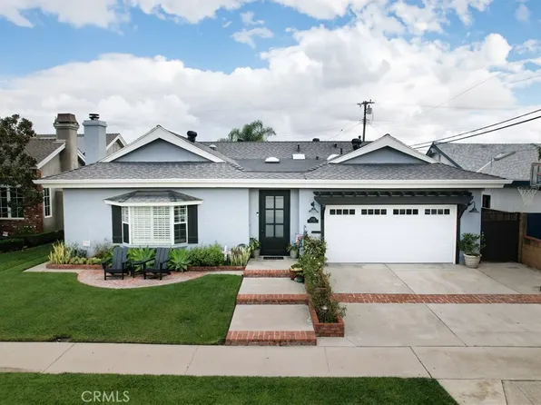 11832 Pine St, Los Alamitos, CA 90720