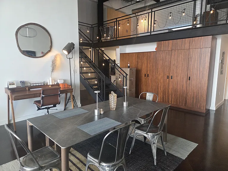 950 Broadway #23 — Photo 6