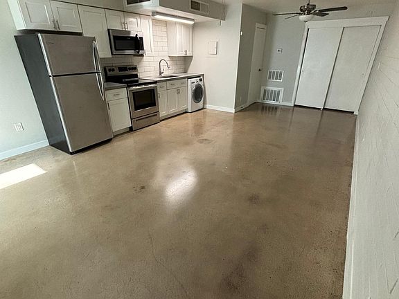 5th image of 330 W Pasadena Ave #7