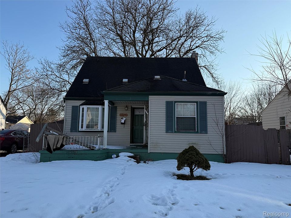 1st image of 16092 Manning St