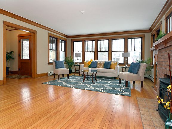 4th image of 315 E Euclid Ave