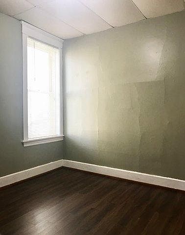 1st image of 2447 N California Ave #1T