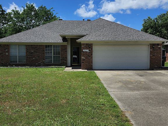 5th image of 2215 Raintree Dr