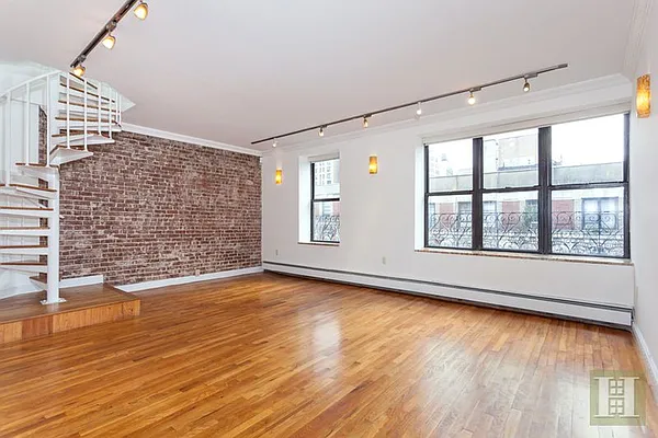 Rented by Halstead Real Estate | media 14