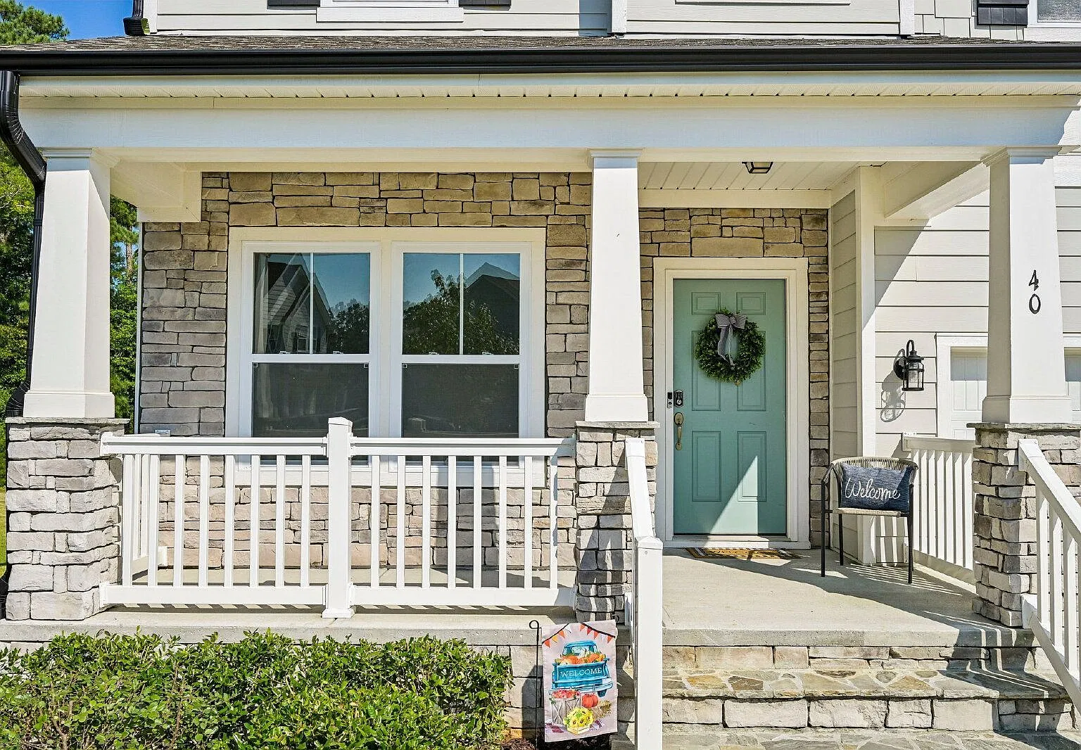 4 bed, 3.5 bath, 2803 sqft, $2,300 — Photo 3