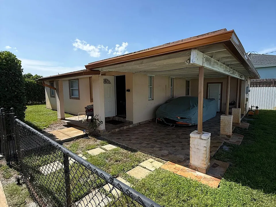 302 Walker Ave
