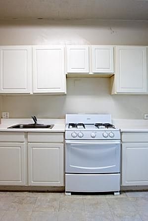 1st image of 529 Michigan Ave APT 2E