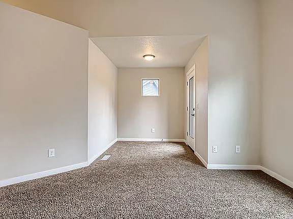 4017 SE 168th Ave — Photo 19
