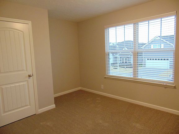 2nd image of 2223 Shafer Lot 376