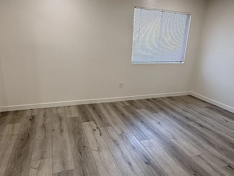 1394 Yucca Dr #C — Photo 23