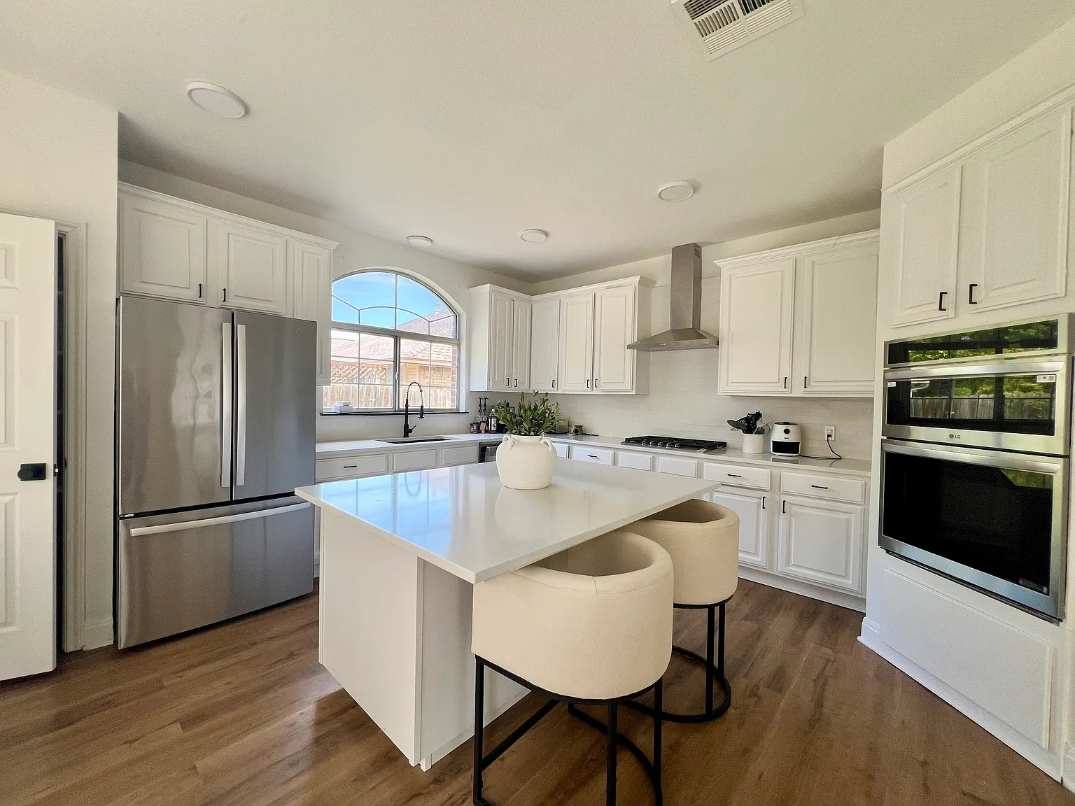 16813 Shipshaw River Dr — Photo 2