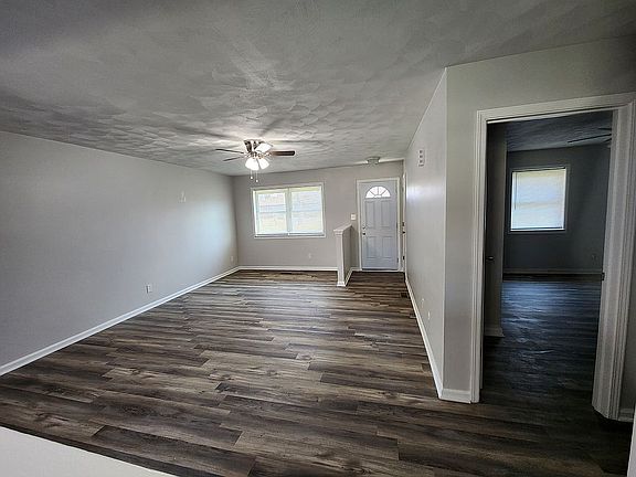 4th image of 4402 Redfern Dr #4402
