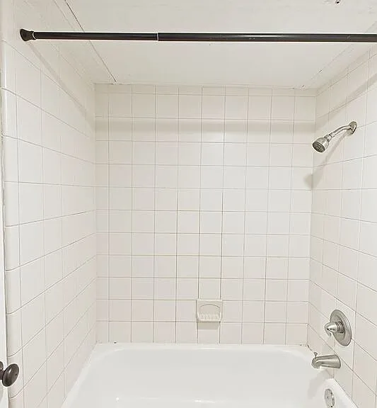 889 Dublin Dr #D — Photo 27