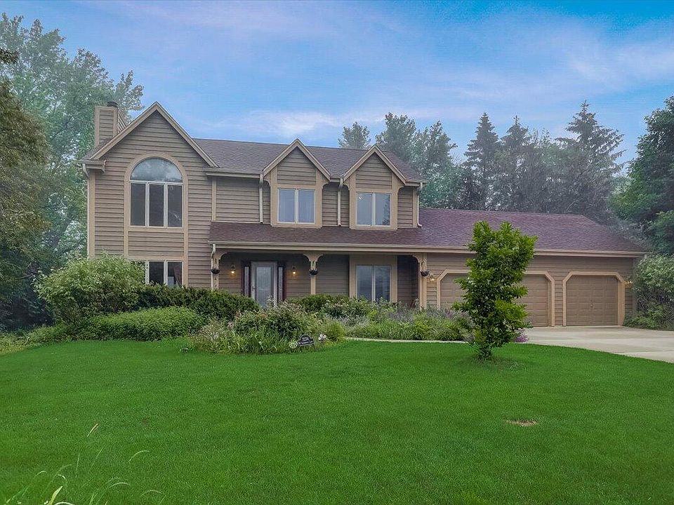1st image of 2234 N Glenbrook Ln