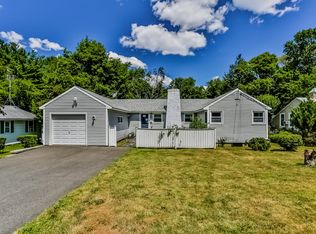 41 Fernstead Ln, Berlin, CT 06037