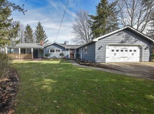 320 N Cleveland St, Chagrin Falls, OH