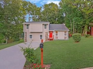 3480 Valley Chase Ct, Lithonia, GA 30038