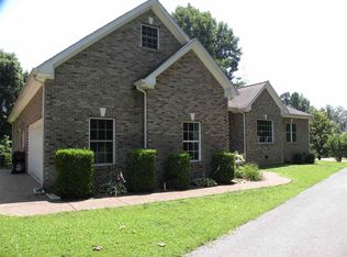 311 Keel Rd, Kuttawa, KY 42055