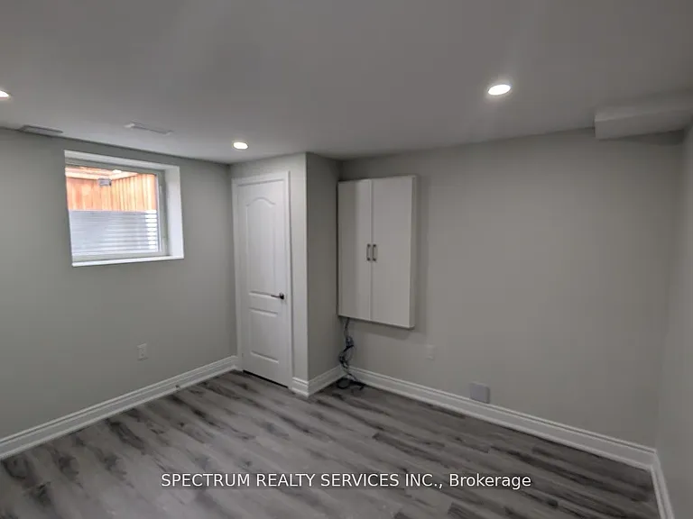 1525 Cranberry Cres #BASEMENT — Photo 7