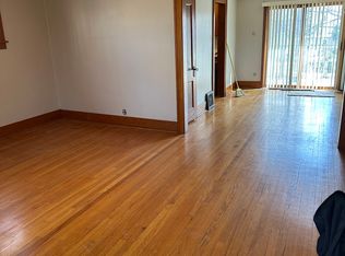 6517 Military Ave, Omaha, NE 68104