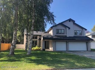 7430 Decoy Cir, Anchorage, AK 99502