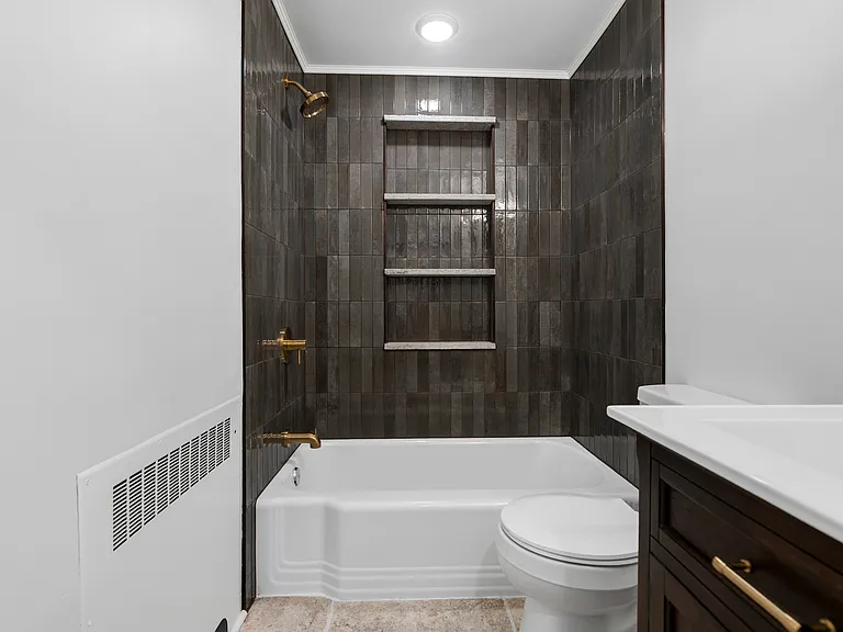 1708 Willow Ave — Photo 18
