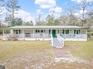 26 Crandal Rd, Waynesville, GA 31566