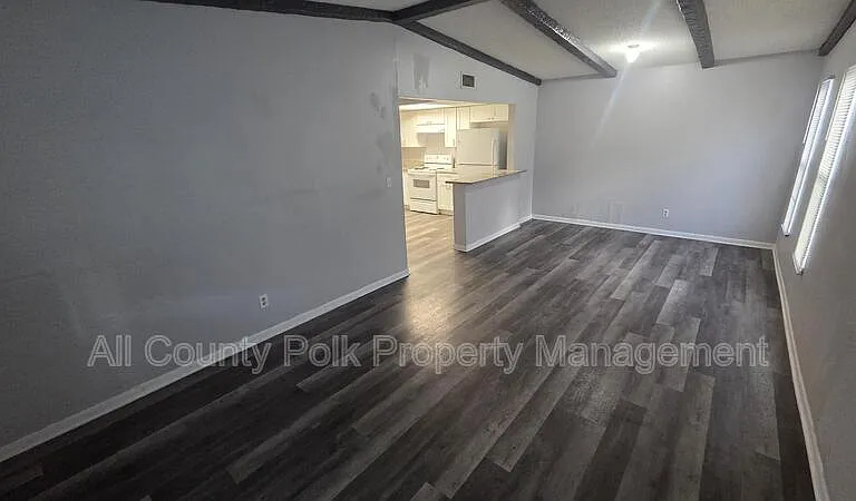 3039 Saint Paul Dr — Photo 3