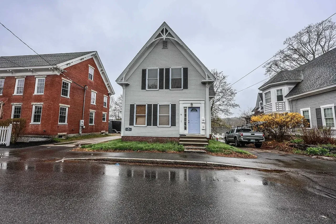 2 bed, 1100 sqft, $2,000 — Photo 1