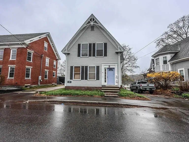 14 Chestnut St #2 — Photo 1