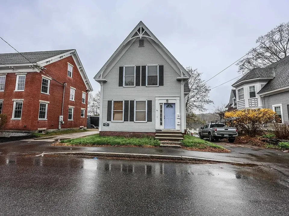 14 Chestnut St #2