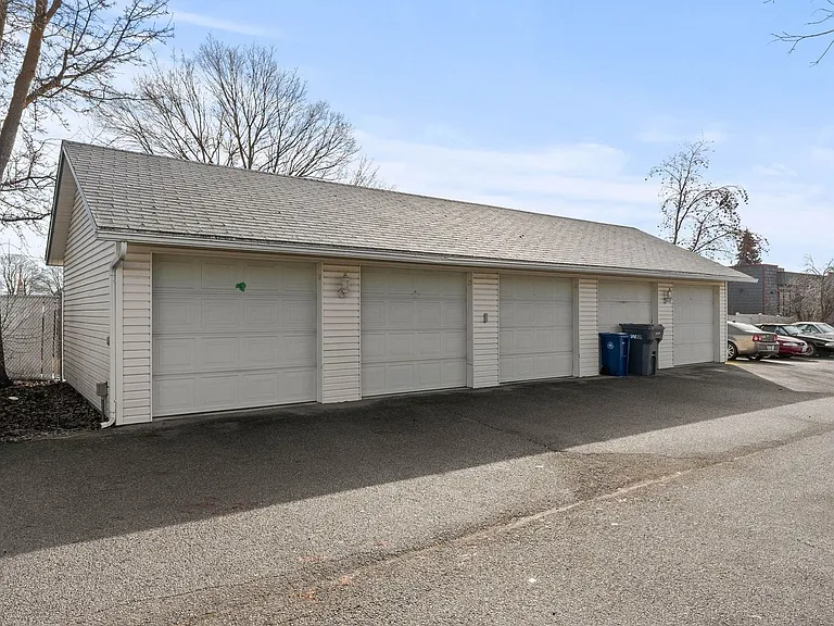12002 E Valleyway Ave — Photo 18