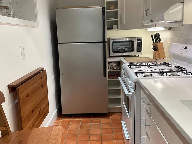 3803 Yuma St NW — Photo 7