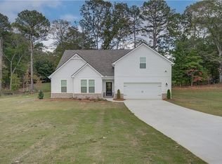 96 Whites Pond Rd, Moreland, GA 30259