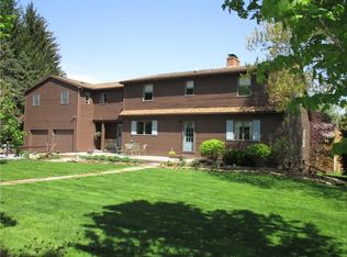 4137 Downs Rd, Walworth, NY 14568