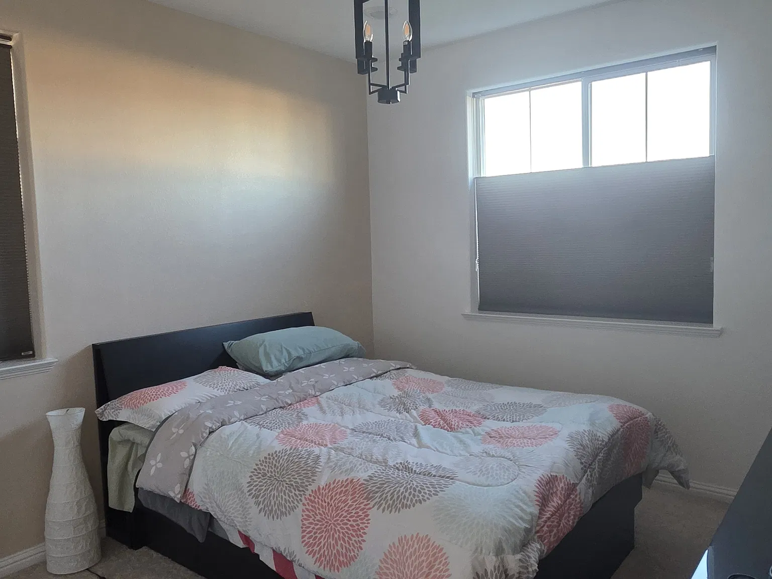5 bed, 3159 sqft, $3,650 — Photo 4