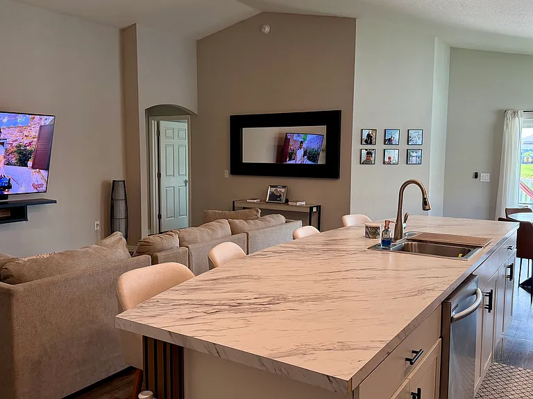 6896 Gideon Cir — Photo 5