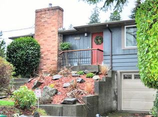 16715 10th Ave SW, Seattle, WA 98166