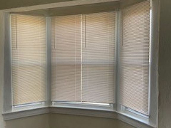 3rd image of 2625 Stanton Ave #1