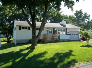 102 Lowe Ave, North Syracuse, NY 13212
