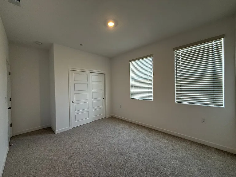 1036 Fruitwood Ave — Photo 36
