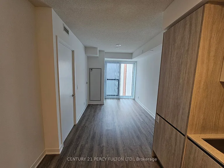 180 Front St E #906 — Photo 23