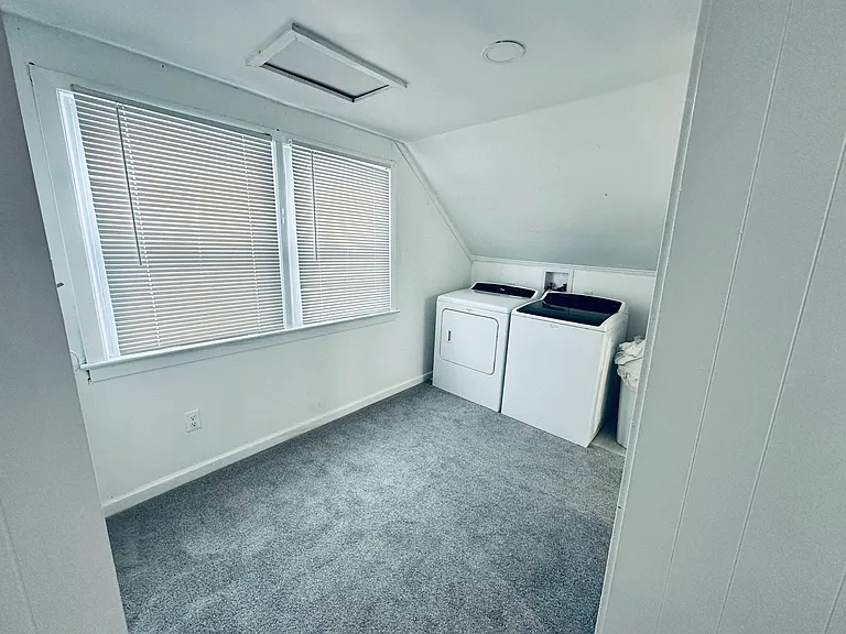 624 Chapel St — Photo 13