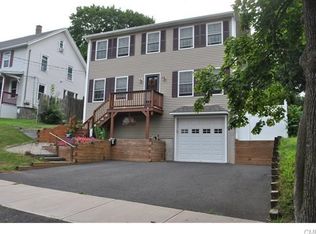 7 Orchard St, Shelton, CT 06484