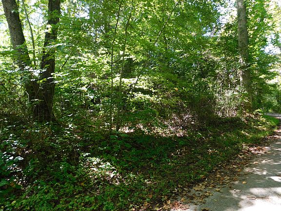 5th image of 1 Holbert Dr