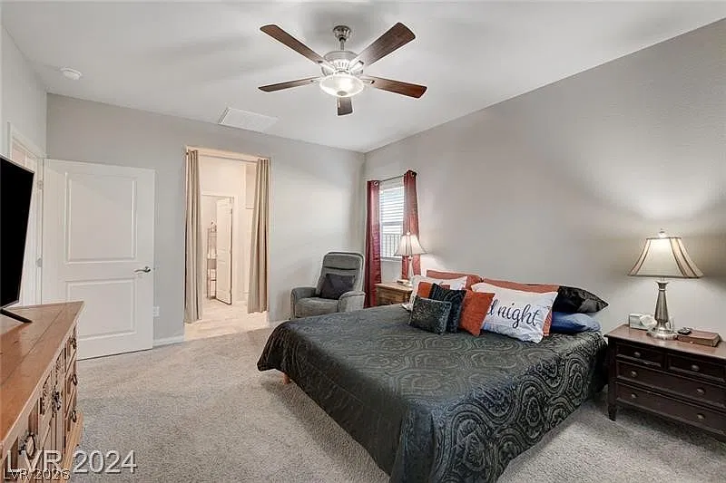 4 bed, 2.0 bath, 1824 sqft, $2,350 — Photo 4