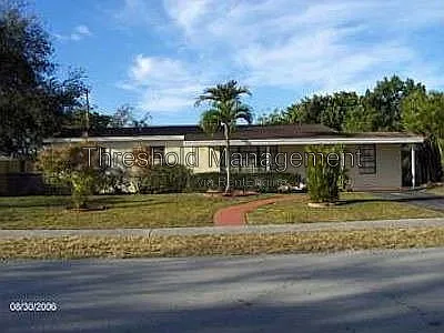19632 NE 12th Pl — Photo 9