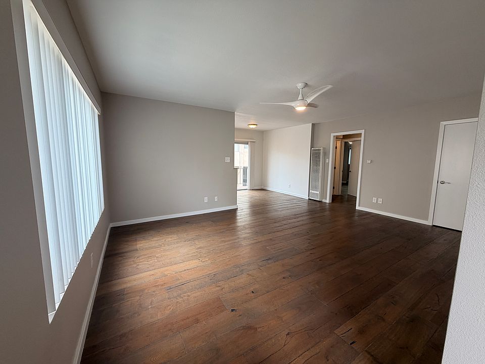 1st image of 3463 Clarington Ave APT 6