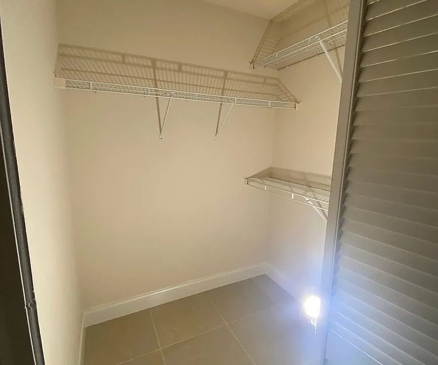 1st image of 2693 Chatham Cir