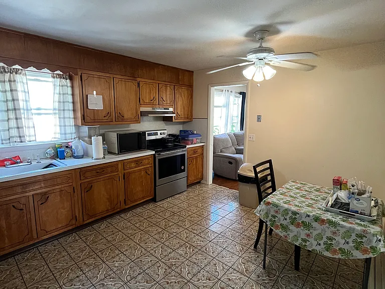 200 Robin St #2 — Photo 9